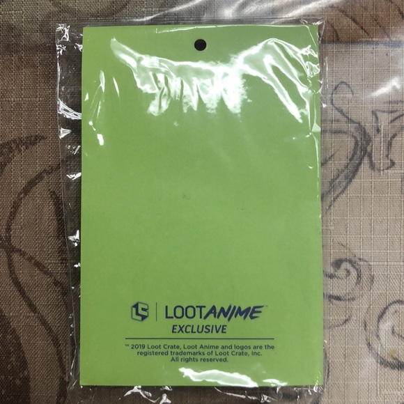 Yume button keychain bottle opener - Picture 3 of 3